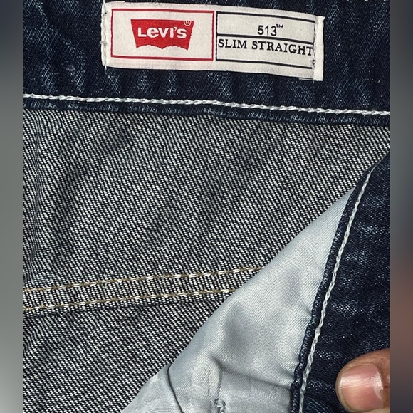 Levi’s 513 - Picture 3 of 11